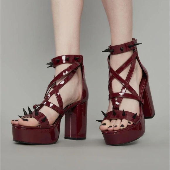 Widow Spike Heels - Picture 2 of 8